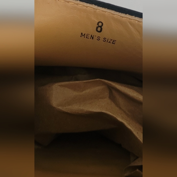 Tod’s Made In Italy Mens Black Leather Driving Loafer Slight Wedge Heel Classic - Picture 8 of 8